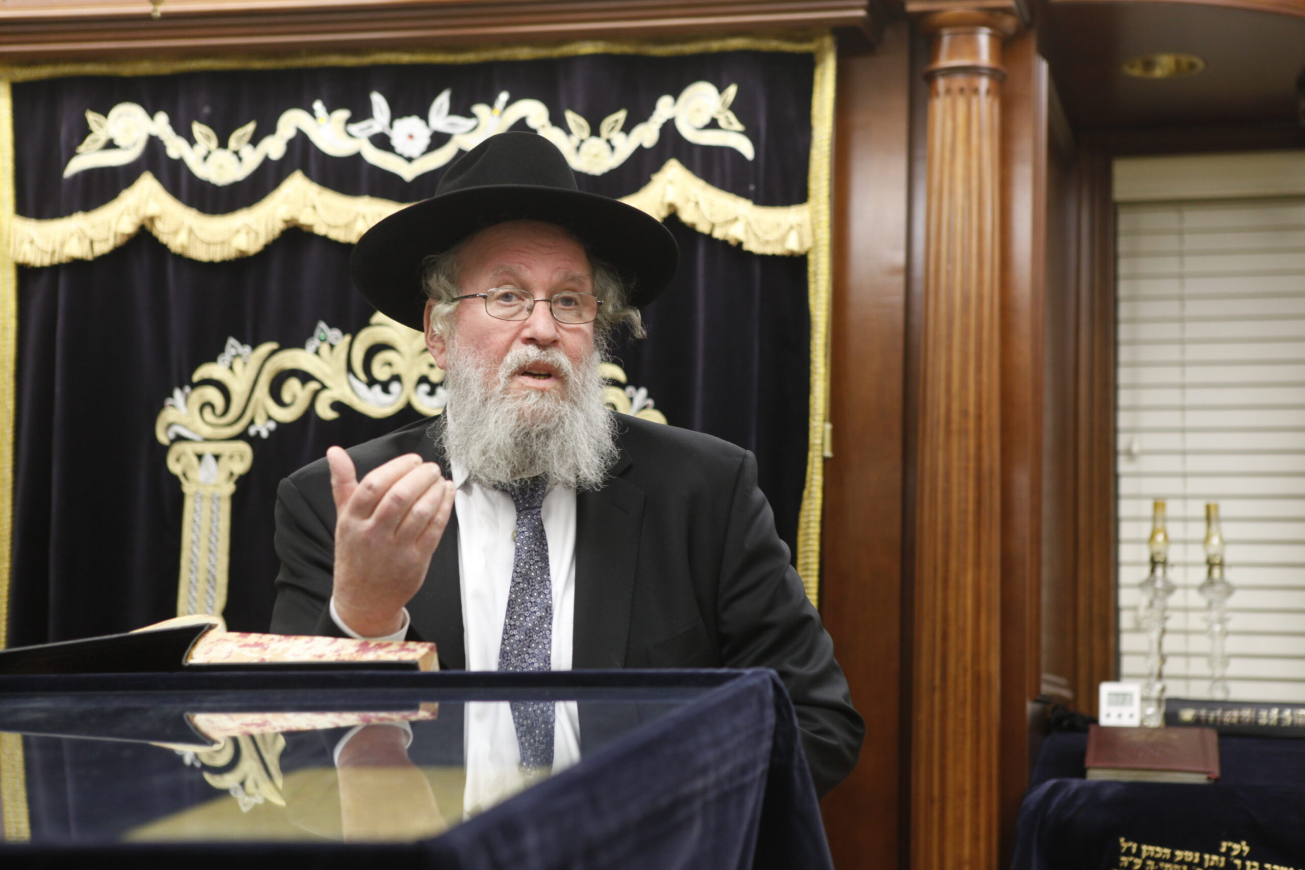Rav Elya Brudny Warns of ‘Un-American’ Regulation of Yeshivos in NY - Yated.com