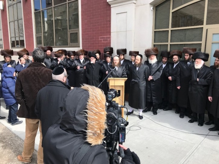 Brooklyn, NY - Yeshiva Parents Speak Out Against Yaffed - VINnews